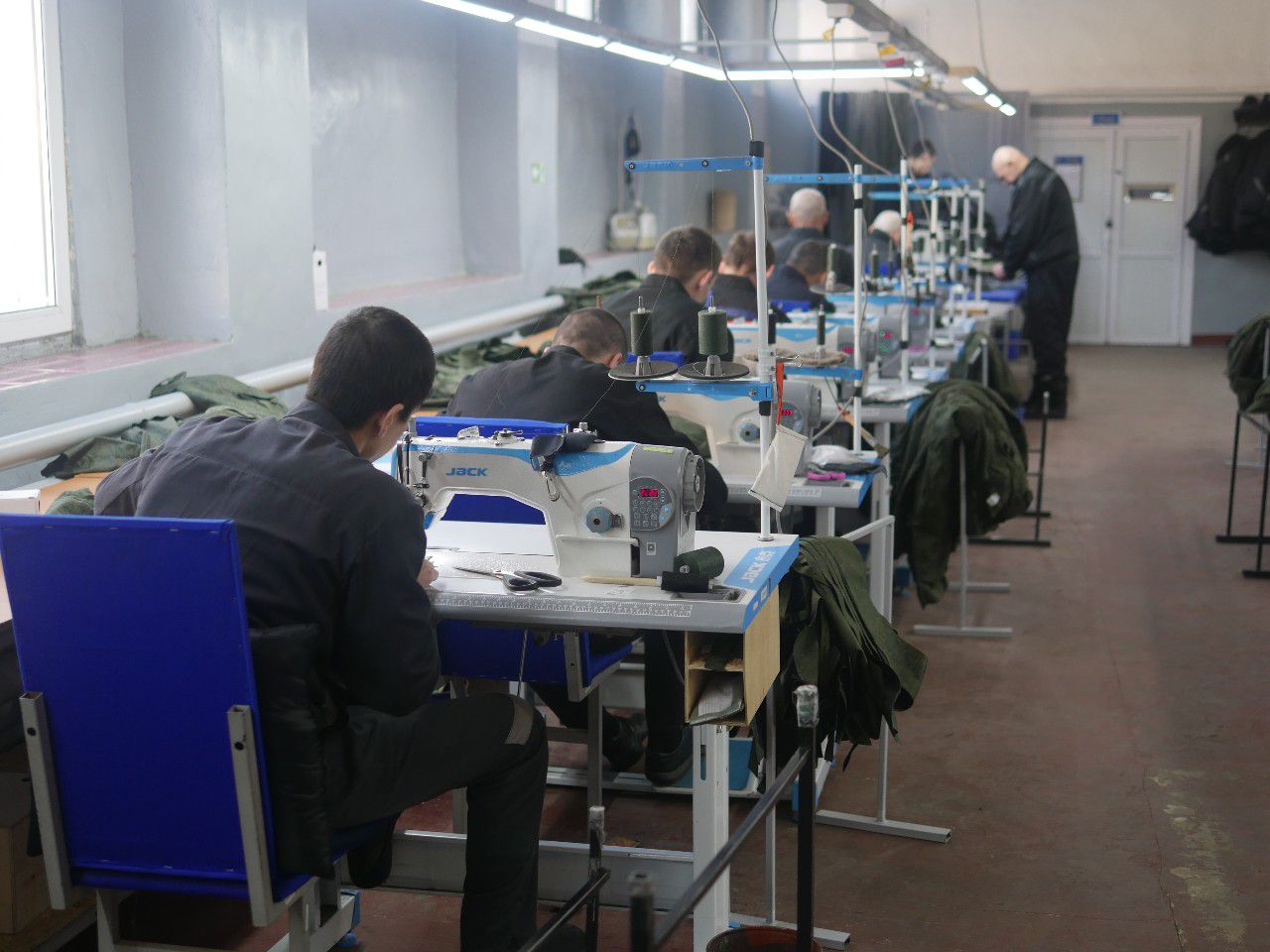 Астраханскому бизнесу предлагают трудоустроить осужденных