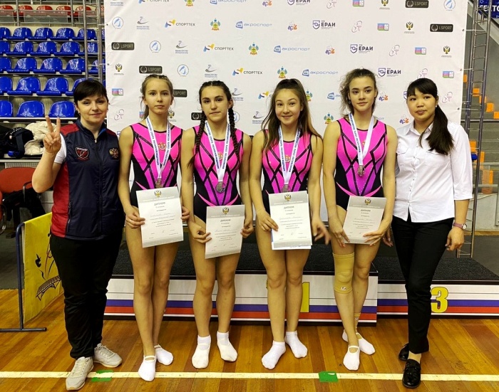 Юные астраханские спортсмены выиграли на двух первенствах России 6 медалей