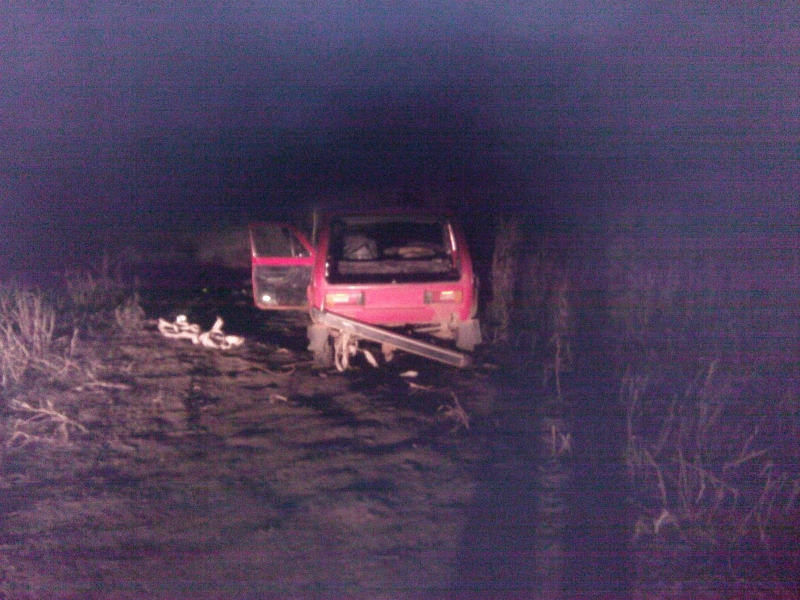 Под Астраханью полиция обнаружила в водоеме автомобиль с мертвым водителем внутри