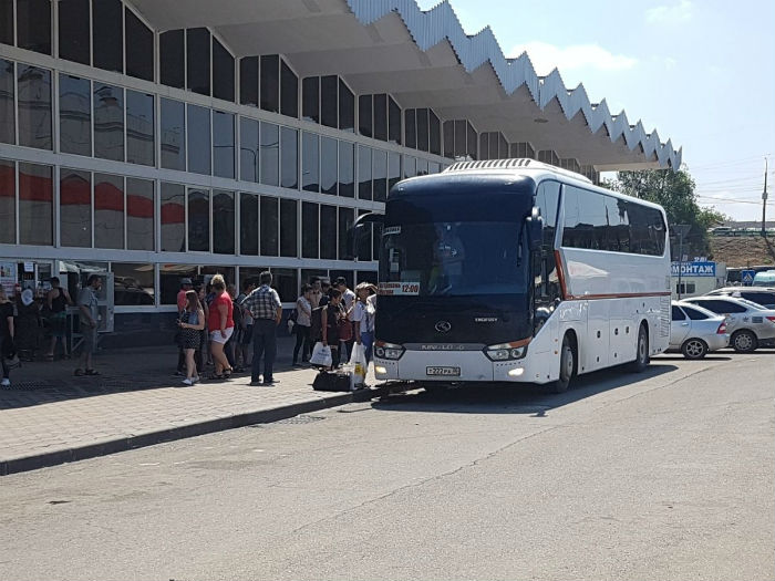 Скоро из Астрахани можно будет уехать на автобусе в другой регион, а приезжих к нам, возможно, будут тестировать