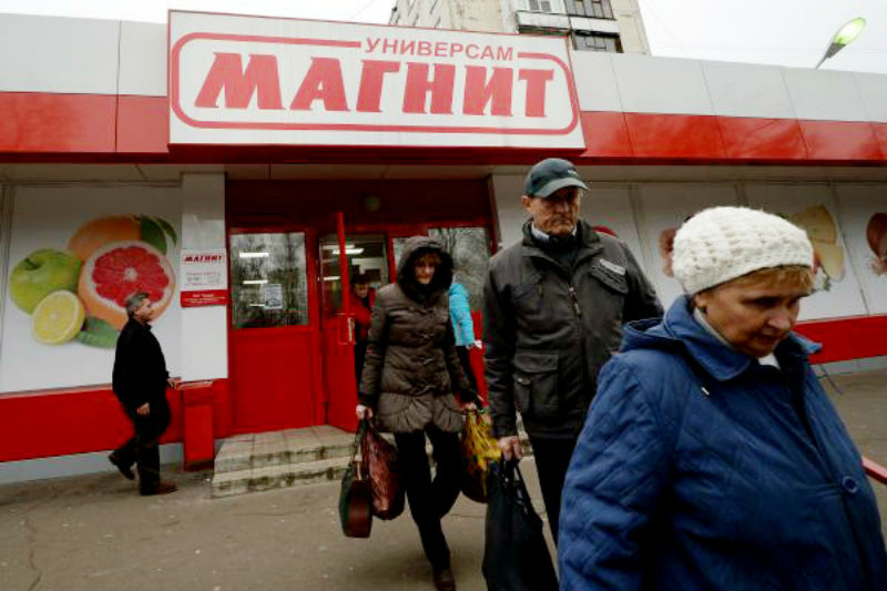 Почему пенсионерам делают скидки в супермаркетах