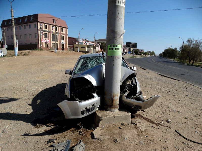В астраханской больнице скончался водитель, попавший в ДТП у кладбища