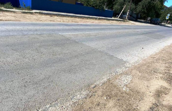 По требованию прокуратуры на территории одного астраханского села привели в порядок дорожное полотно семи дорог