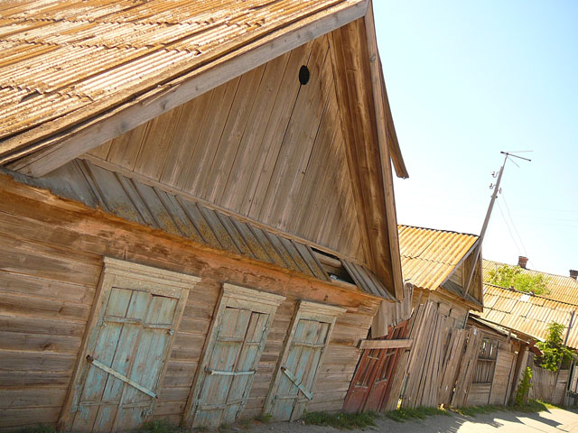РГ: К сносу ветхих домов в Астраханской области подключают бизнес
