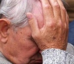 Неадекватный астраханец избил старика