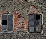 Астраханской многодетной семье выдали квартиру с нечеловеческими условиями