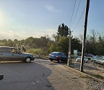 Пробка образовалась при въезде на городской пляж в Астрахани