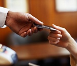 Банки неохотно дают астраханцам в долг