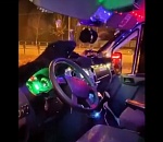 В Астрахани засняли новогоднюю маршрутку: видео