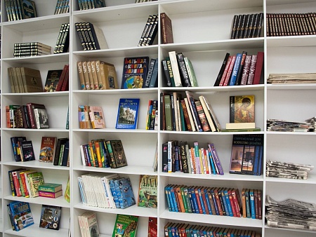 Астраханские депутаты поддержали инициативу по льготной аренде помещений для книжных магазинов