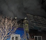 В Астрахани семерых человек эвакуировали из горящего дома