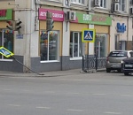 В центре Астрахани в ДТП пострадал дорожный знак