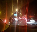 В Астрахани Старый мост встал в глухой пробке