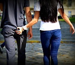 Астраханские мужчины рассказали, что их домогаются на работе