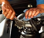 В Астраханской области автослесарь продал машину клиентки, скрывая это два года