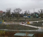 В Астрахани хулиганы испортили фонари в новом парке имени Ленина