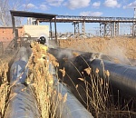 На Звездной в Астрахани загорелась теплотрасса