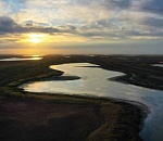 В Астрахань пошла вода