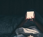 Астраханка отправила интимные фотографии своего парня его родственникам