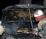 Ночью в Астрахани подожгли автомобиль