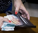 Главбух из Астрахани вымогала у сотрудников часть премий и надбавок