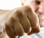 Астраханец избил сожительницу и оставил умирать одну в квартире