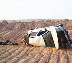 На астраханской трассе из-за дорожных работ опрокинулся автомобиль