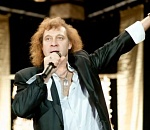 Астраханкам подарили ворованные розы