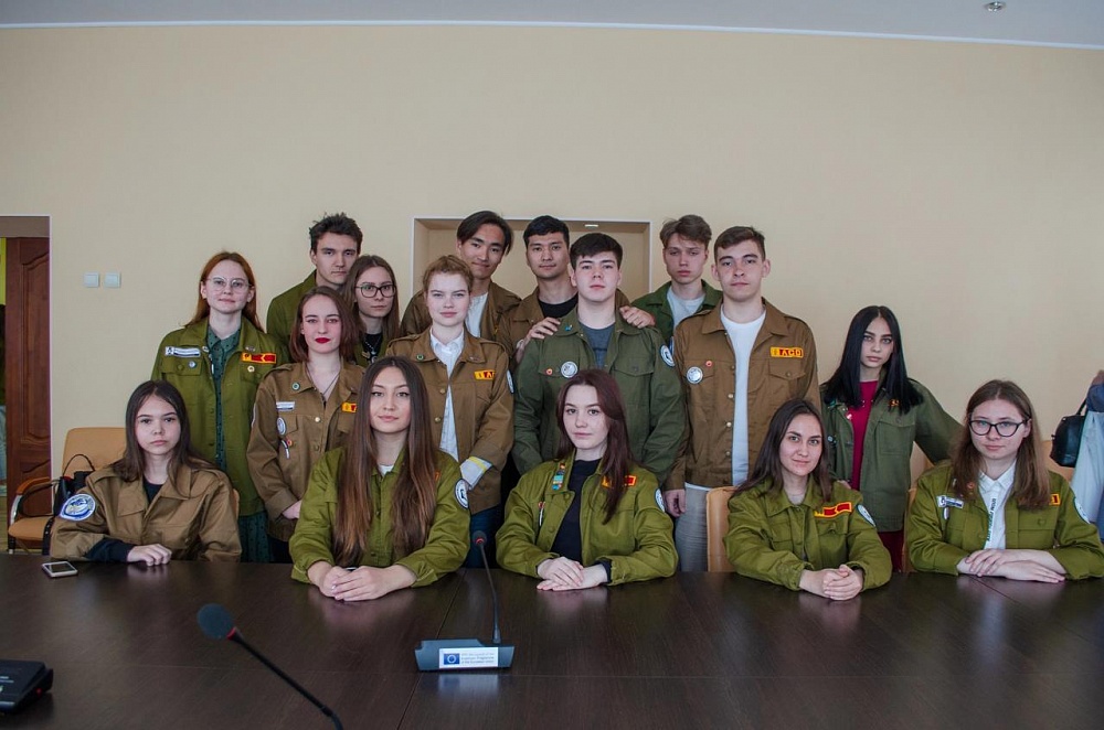 На заседании штаба ЕР рассмотрели вопросы по обеспечению больниц ЛНДР лекарствами