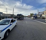 В Астрахани на перекрестке у медколледжа волгабас сбил школьницу