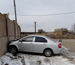 В Астрахани пьяный водитель протаранил бетонную стену