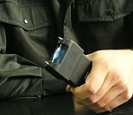 В Астрахани решаются судьбы полицейских, которые пытали мужчину электрошокером