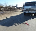 В Астрахани грузовик сбил мужчину