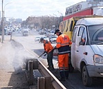 В Астрахани приступили к уборке Нового моста