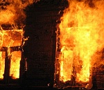 Вечером в Астрахани полтора часа горел частный дом