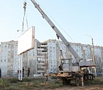 В Астрахани демонтируют незаконную рекламу