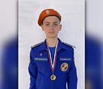 Астраханский кадет спас человека по пути на тренировку 