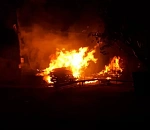 Бывшее общежитие на Пороховой в Астрахани вновь полыхало ночью