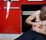 Без шанса на выживание: астраханка вонзила мужчине нож прямо в сердце 