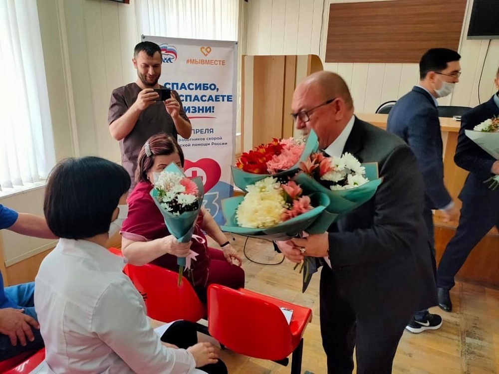 “Единая Россия” 1 декабря поблагодарила волонтеров и благотворителей