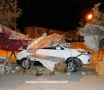 Ночью в Астрахани автомобиль снес прилавок на рынке