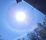 В небе на Пасху астраханцы обнаружили оптический феномен