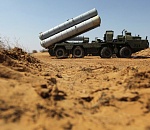 С-300 на учениях под Астраханью «отразили» ракетные удары и авианалет