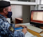 У астраханца начался приступ эпилепсии у здания суда