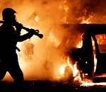 Ночью в Астрахани сгорел автомобиль