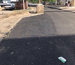 Курьёзный "парковочный карман" в мкр Бабаевского залатали