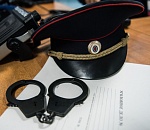 За попустительство по службе астраханский полицейский получил 3 года