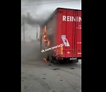 Под Астраханью полыхала фура: видео