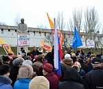 В Астрахани прошел митинг «против жилищно-коммунального хаоса»