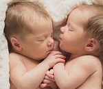 За полгода в Астраханской области родилось 67 двойняшек